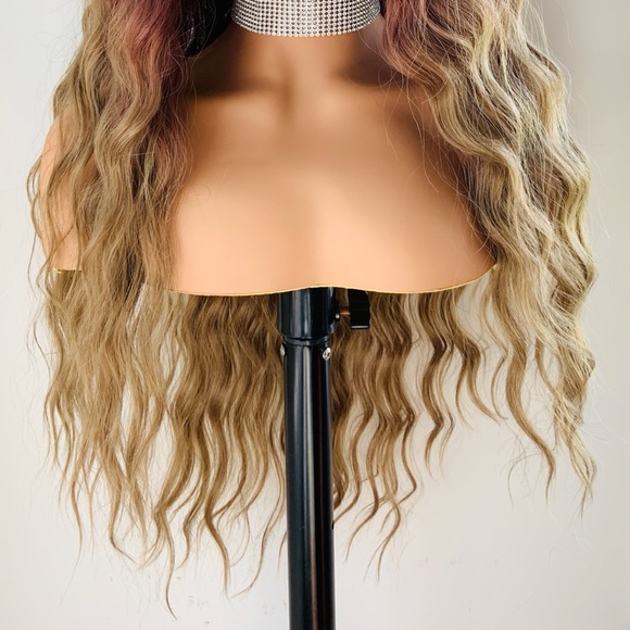 Gorgeous 28” Toffee Brown Premium Fiber Lace Front Wig - Picture 13 of 15